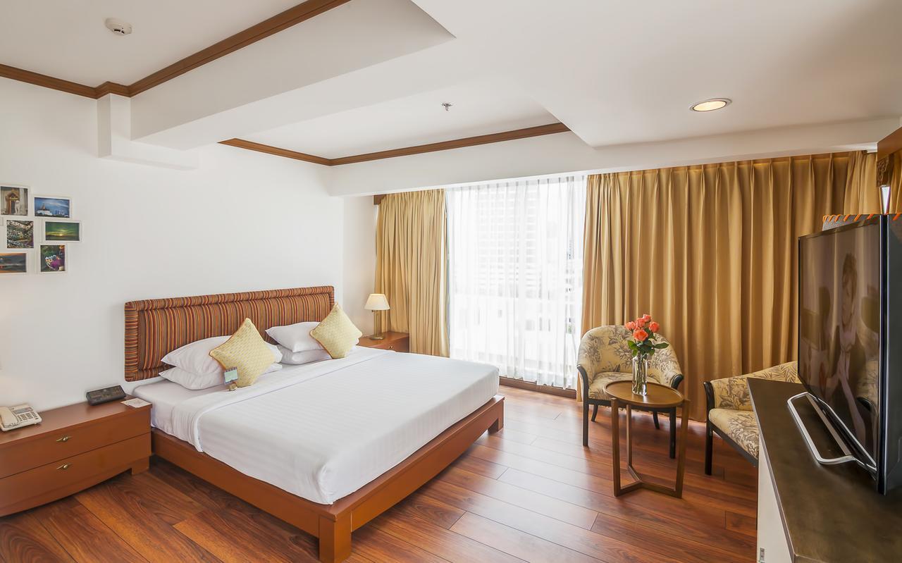 Silom City Hotel Bangkok Exterior foto